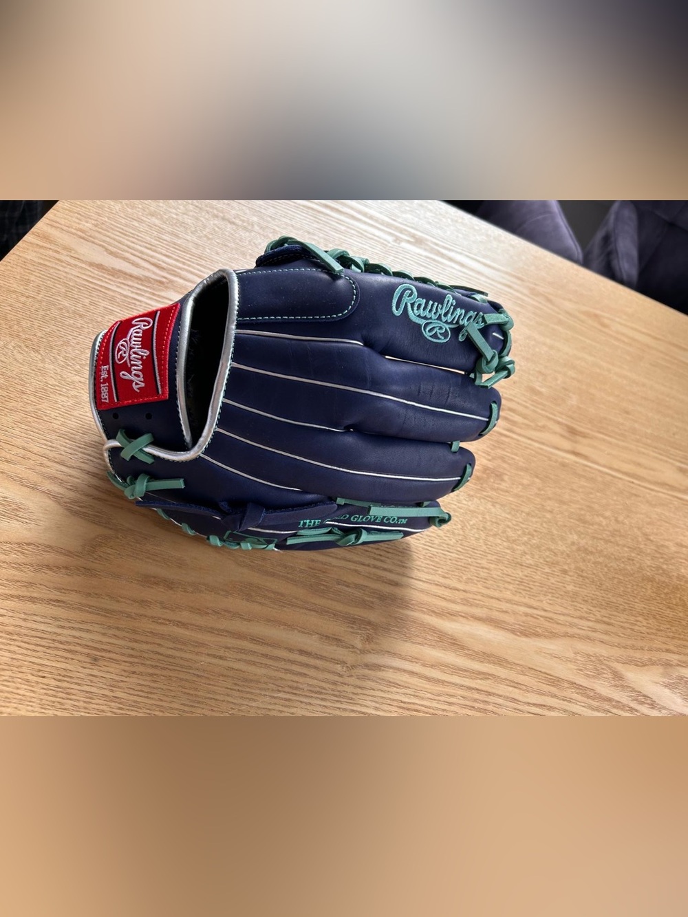 Rawlings R9205-AN Navy Blue Baseball Glove with Mint Green Lacing – 11.75”